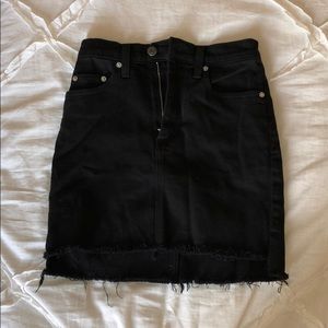 Aritzia Wilfred Black Skirt